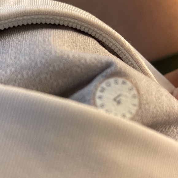 Lululemon Quick Feet Crop 19"
Black / White CLEARANCE - Picture 5 of 6